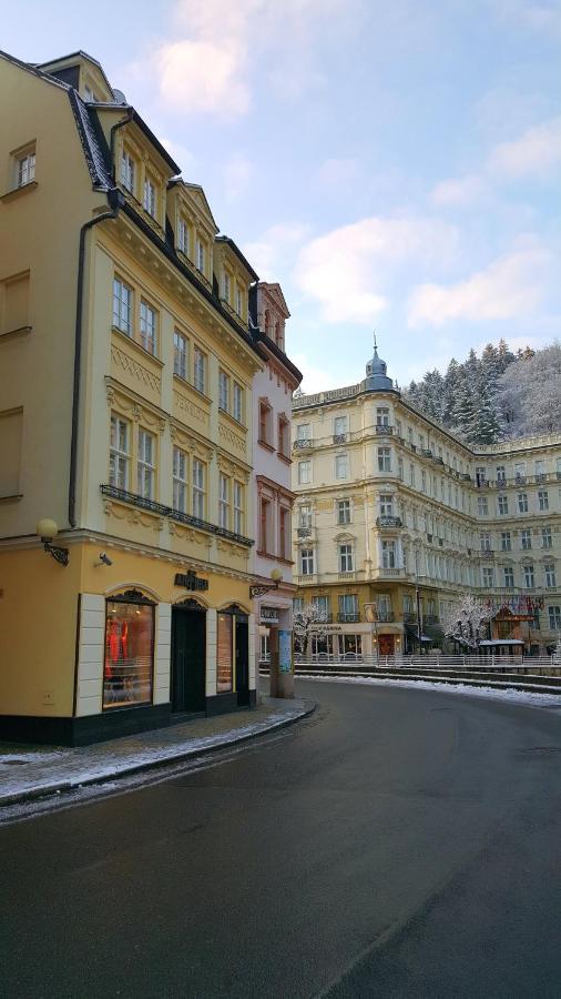 Pension Napoleon Karlovy Vary Exterior photo